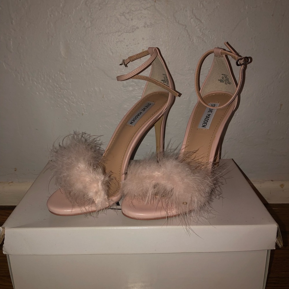 STEVE MADDEN “SCARLETT” HEELS